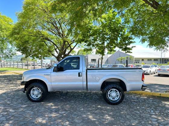 FORD F-250 3.9 XLT 4X2 CS DIESEL 2P MANUAL